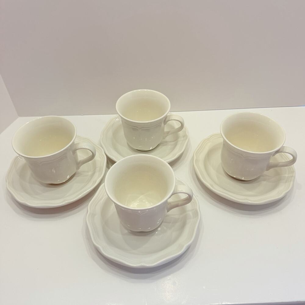Vintage Mikasa French Countryside F9000 Cup & Saucer White Set of (4)